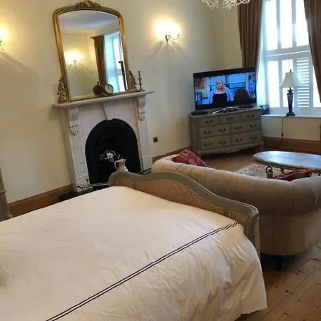 The Old Dispensary Pensjonat 3*