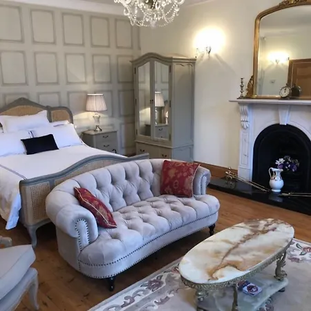 The Old Dispensary Гостевой дом