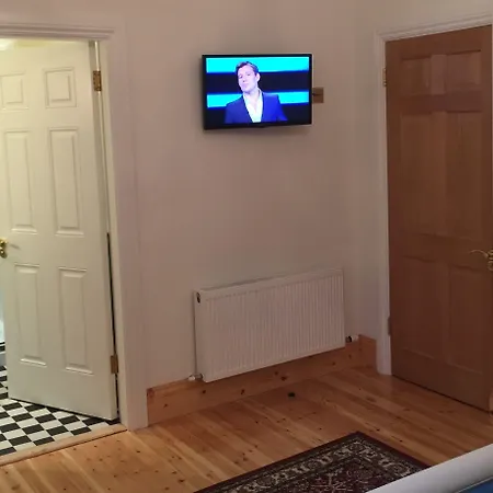 The Old Dispensary 3*