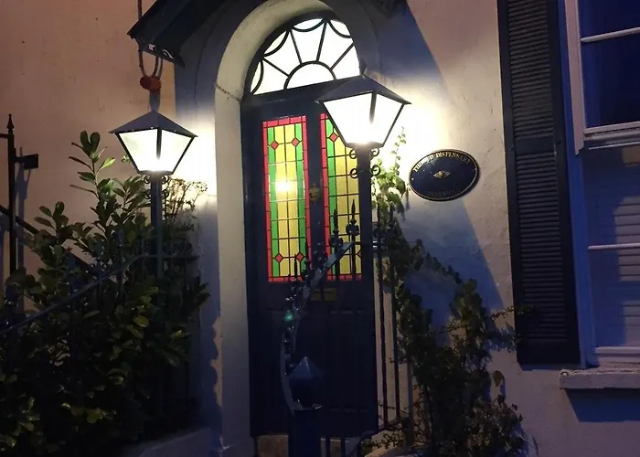 The Old Dispensary Konukevi 3*